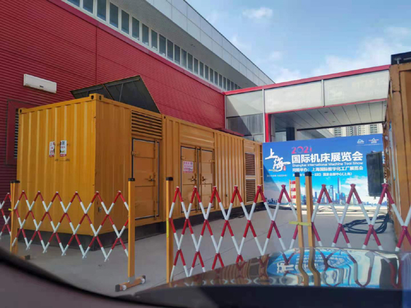 鸡东出租发电机-柴油发电机和汽油发电机哪个更好一些?